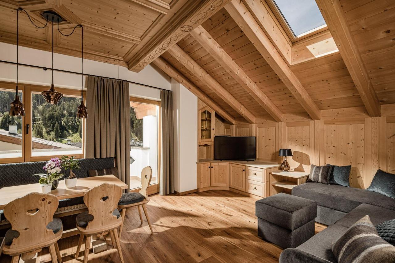 Apartments Belaval Santa Cristina Val Gardena エクステリア 写真